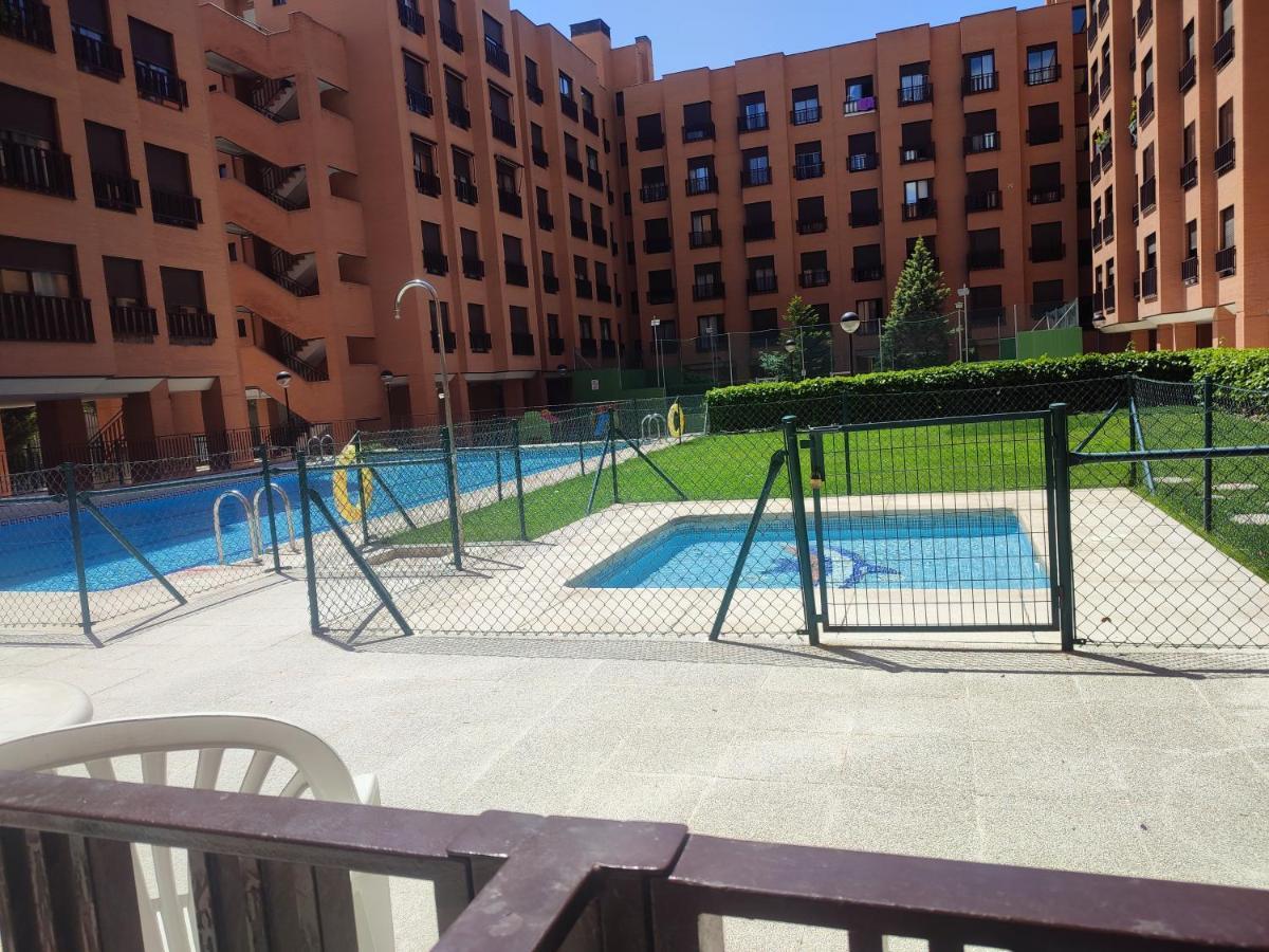 En Madrid, A Unos Minutos Del Aeropuerto Airport Barajas, Plenilunio, Estadio De Futbol Metropolitano, Feria De Madrid, Clinica Navarra Ngoại thất bức ảnh